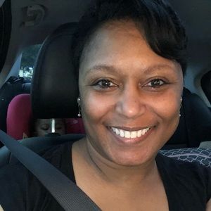 Meet your Posher, Zaneta